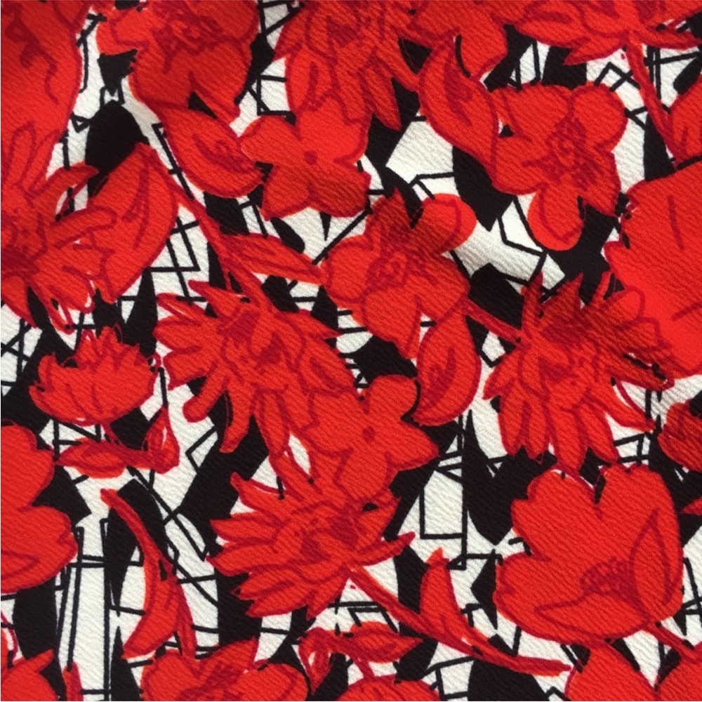 LuLaRoe Red and Black Floral Pencil Skirt L (12-16) - Picture 4 of 5
